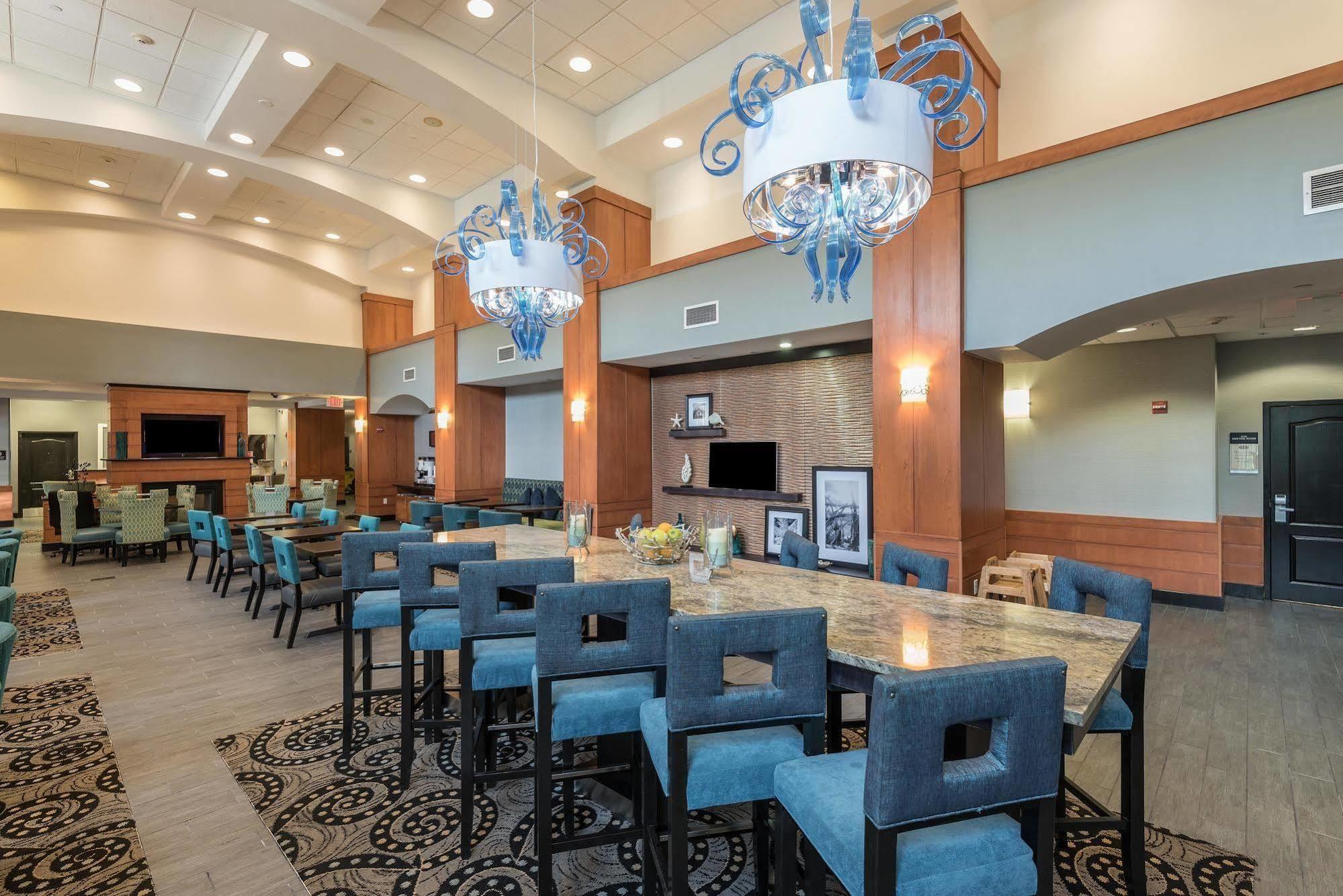 Hampton Inn & Suites Orlando-South Lake Buena Vista Kissimmee Buitenkant foto