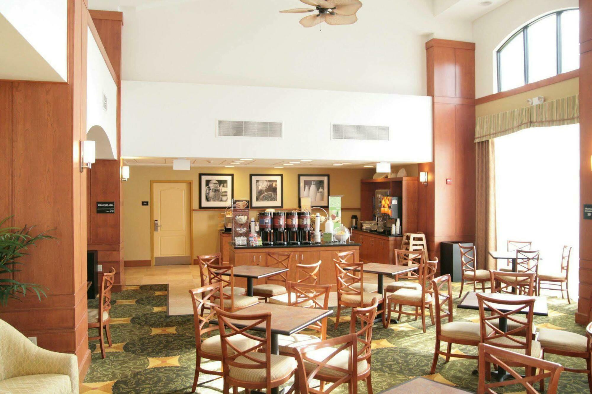 Hampton Inn & Suites Orlando-South Lake Buena Vista Kissimmee Buitenkant foto